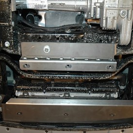 Unterfahrschutz Getriebe und Untersetzung 2.5mm Stahl Volkswagen Amarok 2010 bis 2016 3.jpg